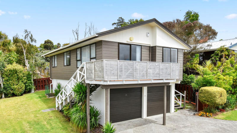 An example of a home you may find with Exclusive Agents real estate in South Auckland